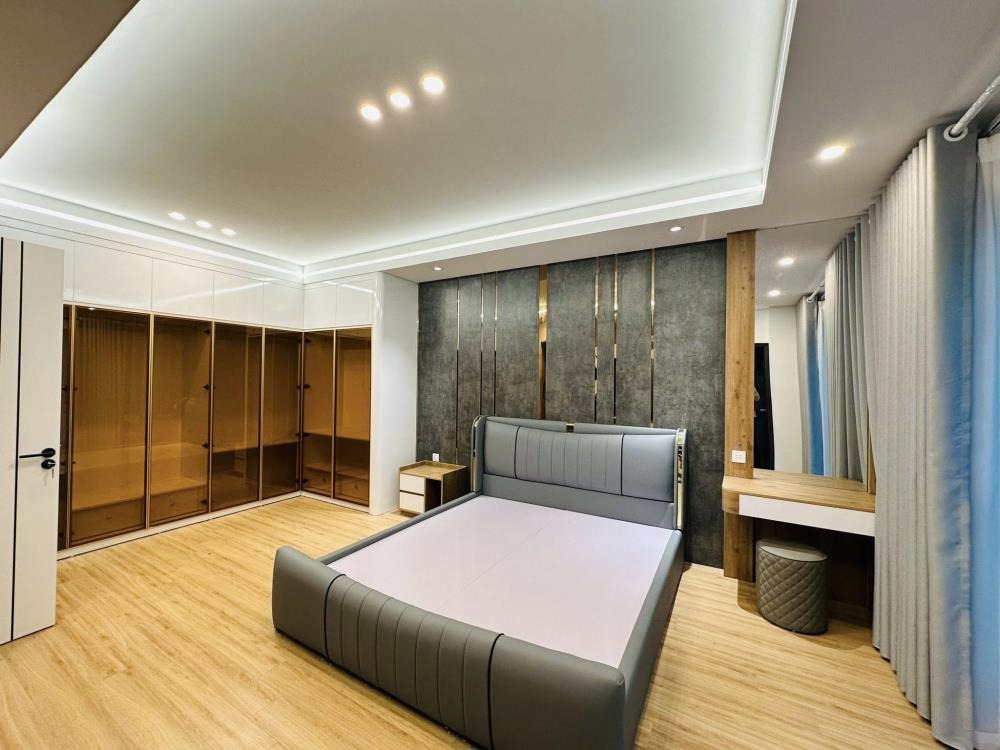 Bán nhà phố Hà Trì, Hà Đông: 44mx5T, Thang máy, Full NT, Ô tô KD - Giá 10 tỷ