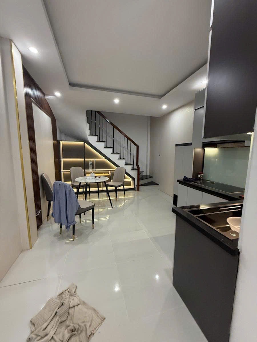 Bán nhà riêng 4 tầng, 48m2, Hà Đông - Giá 4.7 tỷ - Vị trí đẹp, gần tiện ích