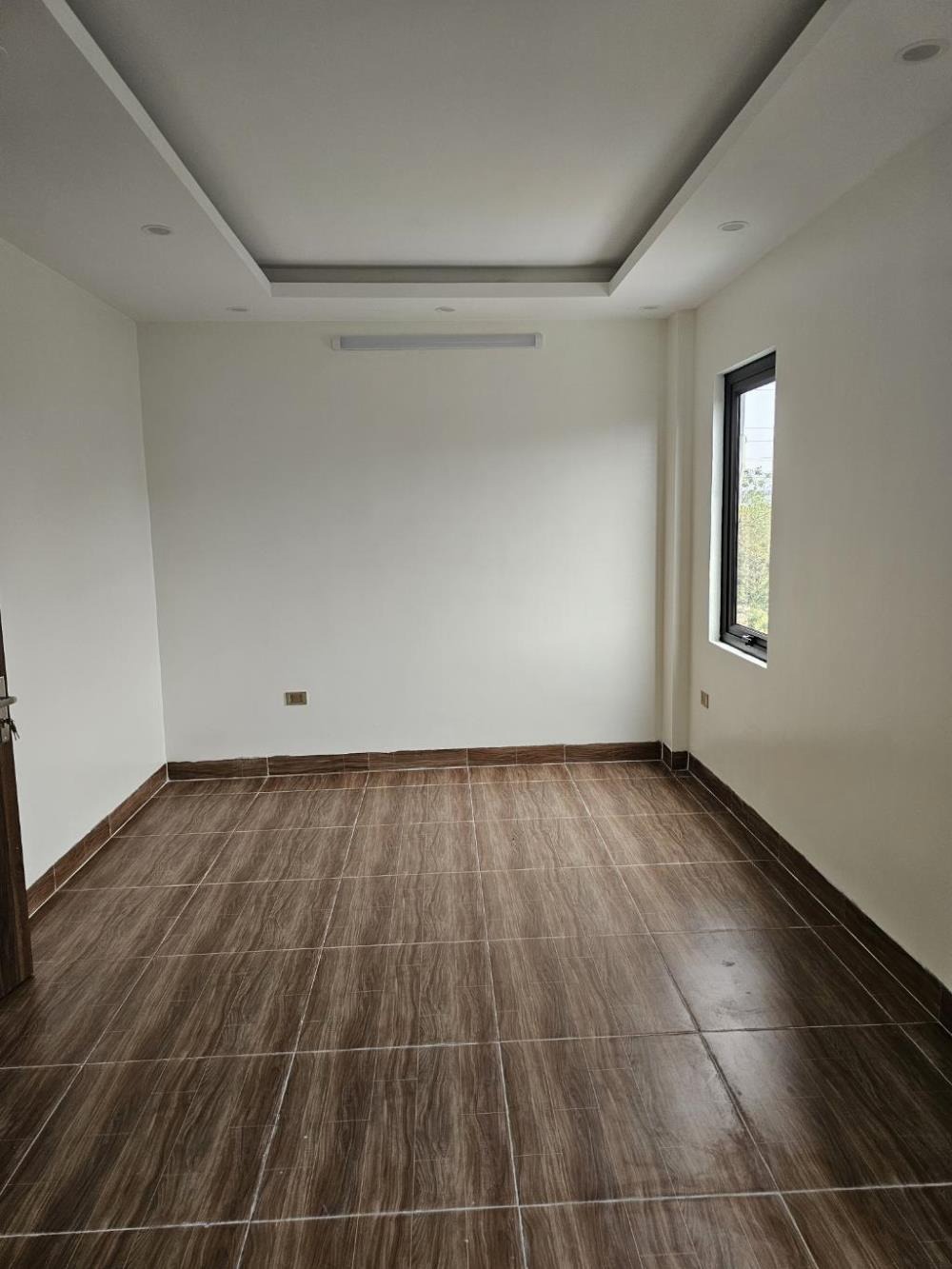 Nhà Đẹp 5 Tầng, Thang Máy, View Hồ - 533 Tam Trinh, Giá 12.3 Tỷ