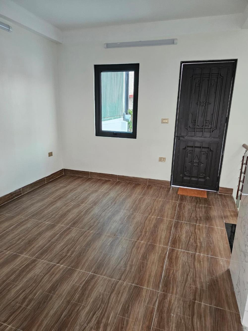 Nhà Đẹp 5 Tầng, Thang Máy, View Hồ - 533 Tam Trinh, Giá 12.3 Tỷ