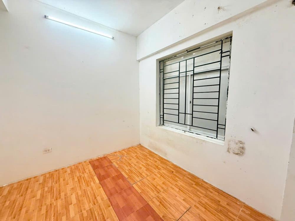Bán căn hộ 2PN, tầng 3 Ban Tổ chức Trung Ương, ngõ 267 Hoàng Hoa Thám - View Hồ Tây