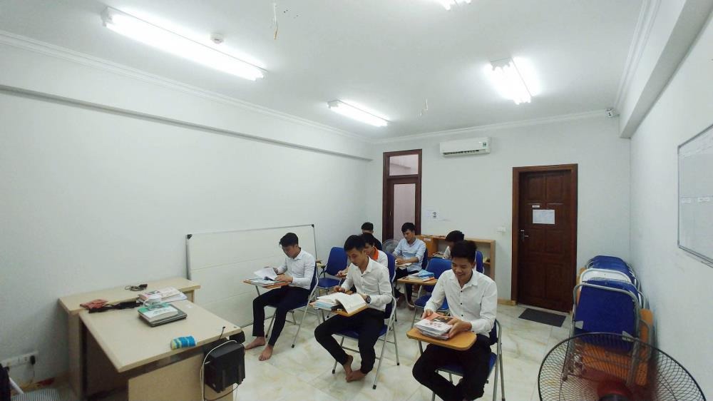 Cho Thuê/Sang Nhượng Trung Tâm Đào Tạo 7 Tầng - Vị Trí Đắc Địa Hà Nội