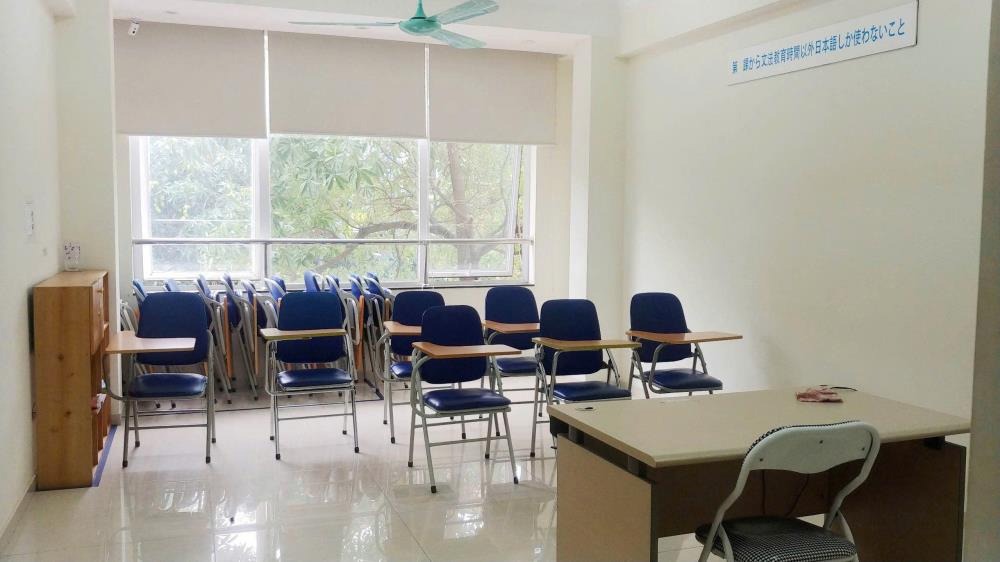 Cho Thuê/Sang Nhượng Trung Tâm Đào Tạo 7 Tầng - Vị Trí Đắc Địa Hà Nội