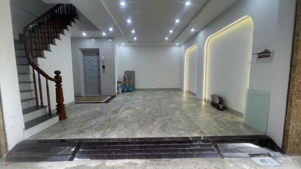 Nhà Mặt Phố 7 Tầng, Thang Máy, Quận Thanh Xuân - Vị Trí Đắc Địa, Kinh Doanh Sầm Uất
