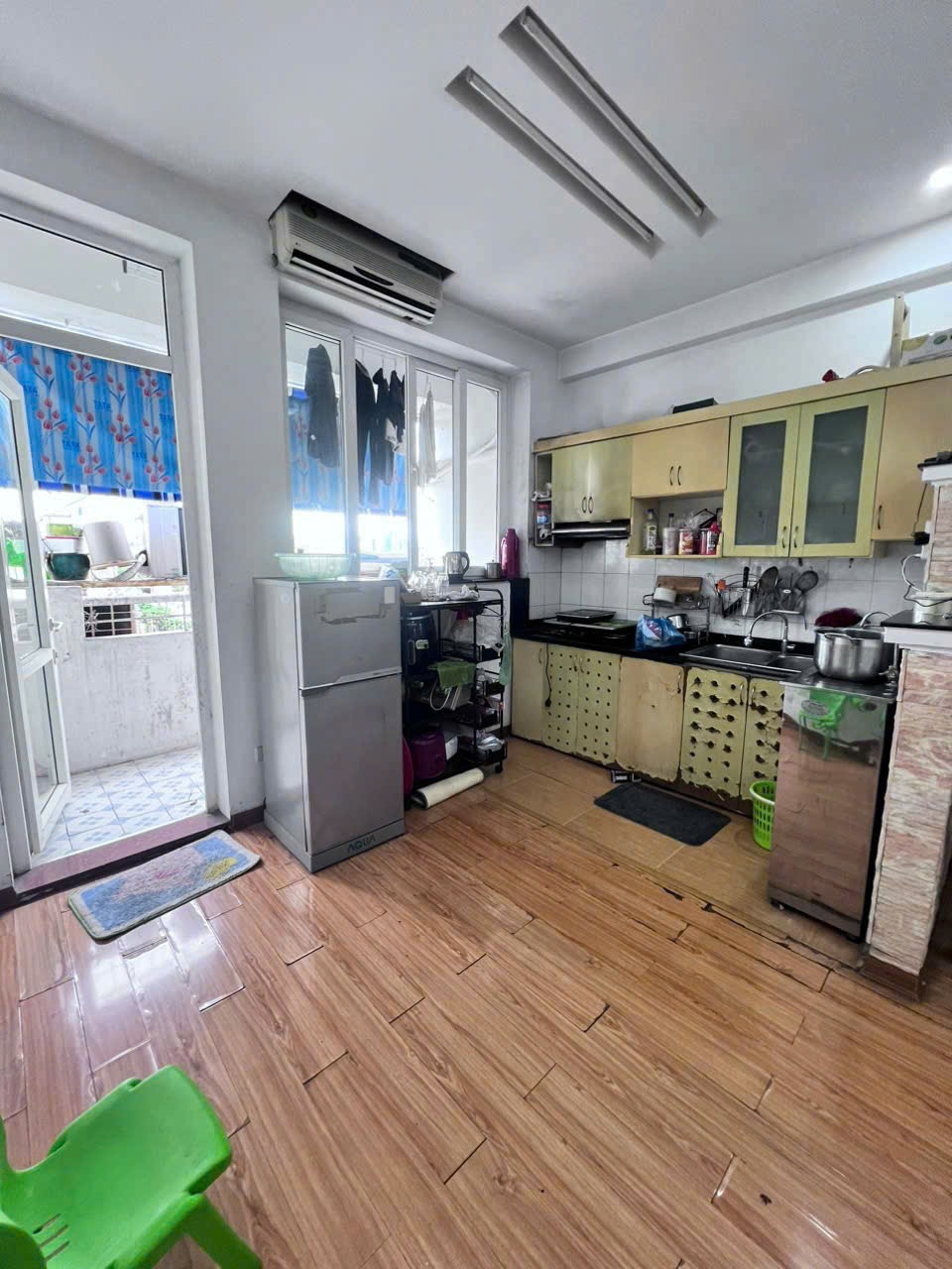 Bán Căn Hộ Cầu Giấy 63m² 2PN, Giá 4.35 Tỷ - Vị Trí Đắc Địa