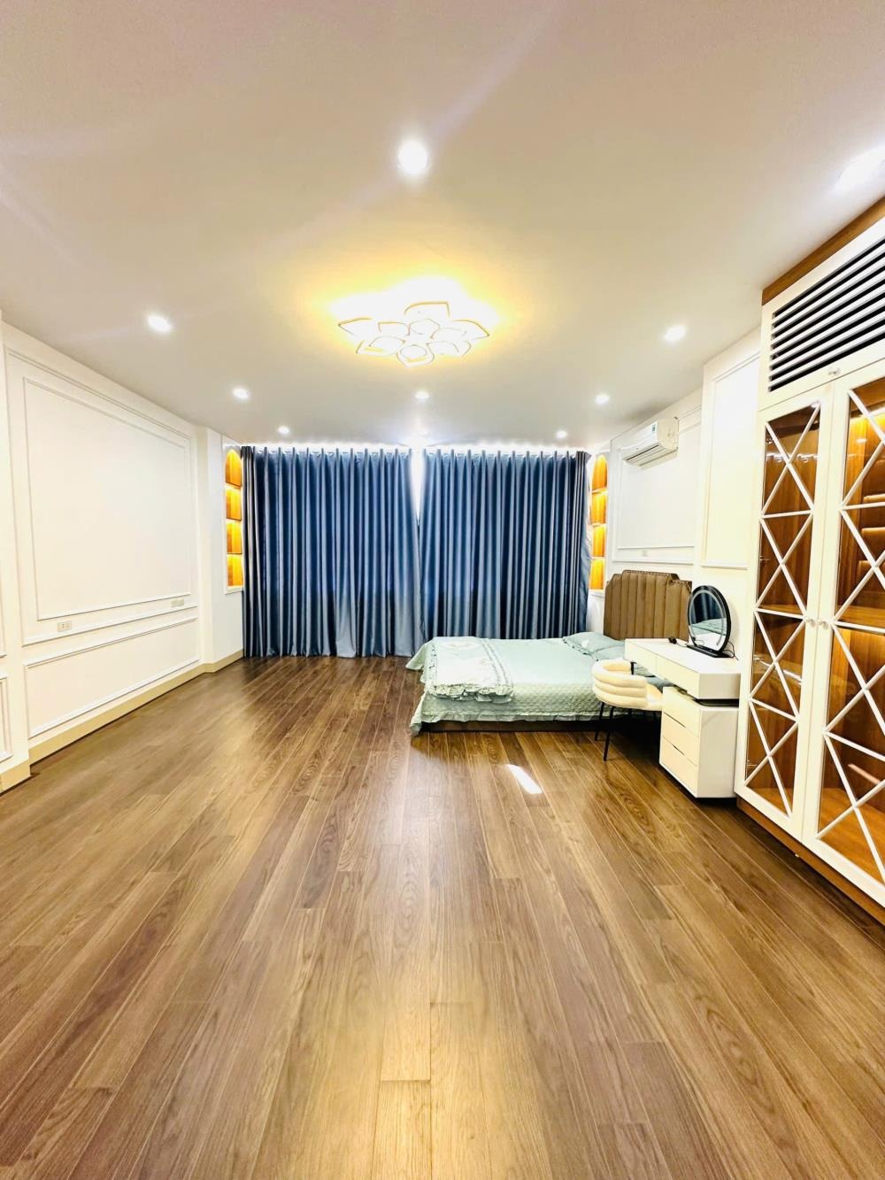 Bán Gấp Nhà 5 Tầng Mới 50m² KĐT Hàng Bè, Mậu Lương - Giá Chỉ 12.3 Tỷ