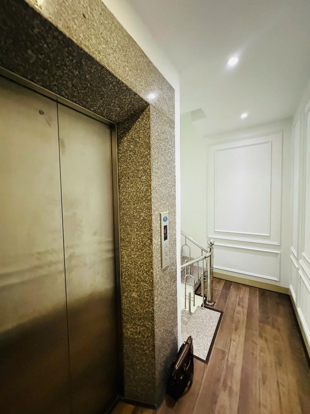 Bán Gấp Nhà 5 Tầng Mới 50m² KĐT Hàng Bè, Mậu Lương - Giá Chỉ 12.3 Tỷ