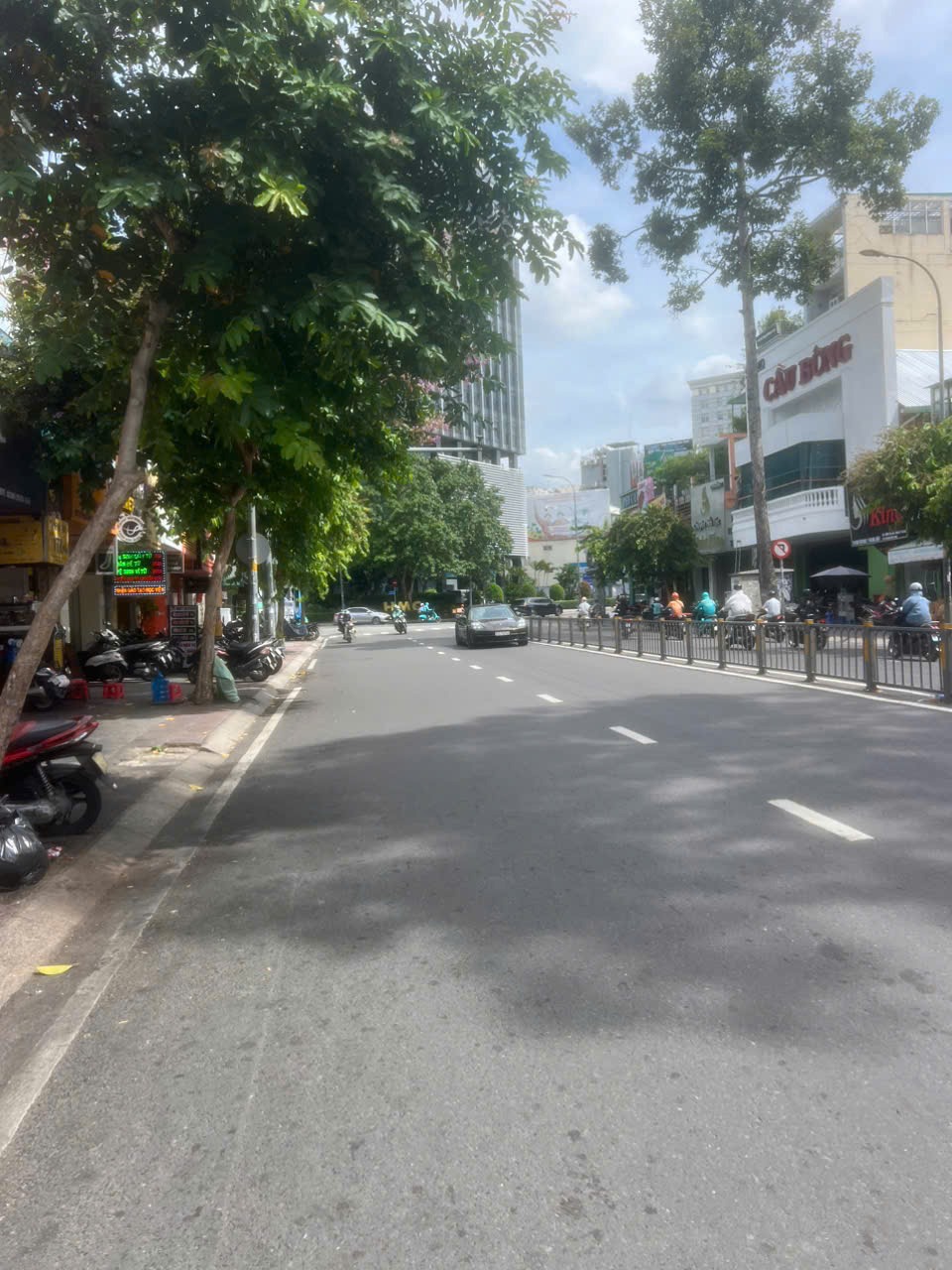 Chỉ 25 Tỷ Sở Hữu Ngay Nhà 2 Mặt Tiền Đinh Tiên Hoàng, Quận 1 | Vị Trí Đắc Địa