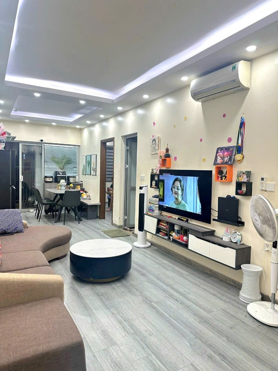 Căn hộ 2 phòng ngủ cao cấp - Tech Tower Hồ Tùng Mậu