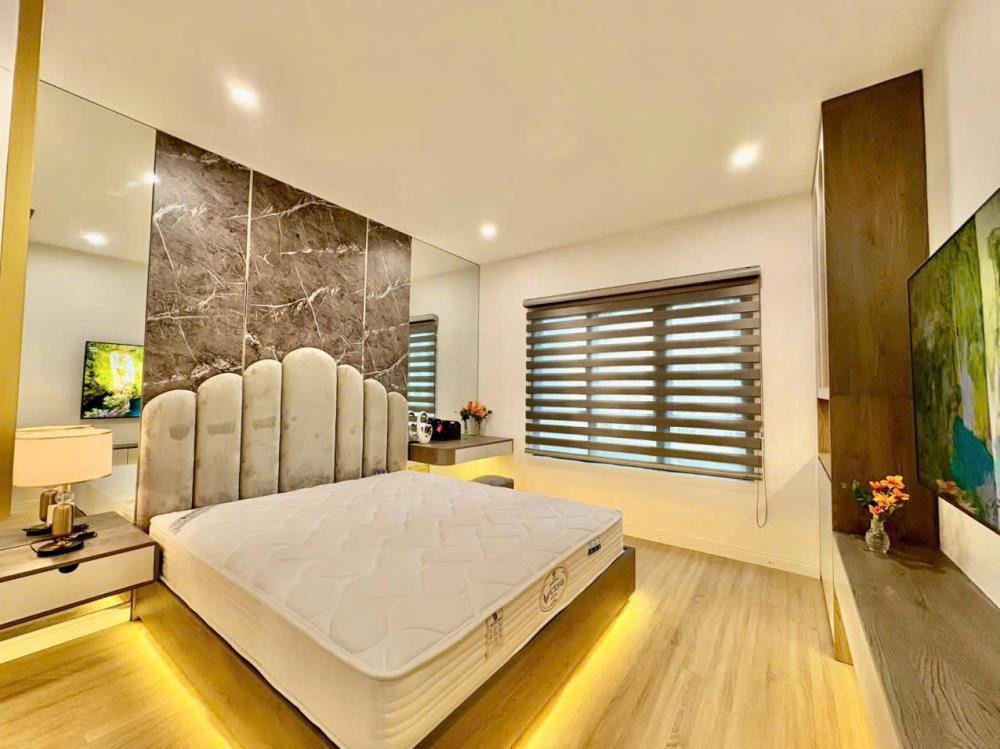 7.3 tỷ bao phí - Căn 3PN Mulberry Lane giá tốt nhất