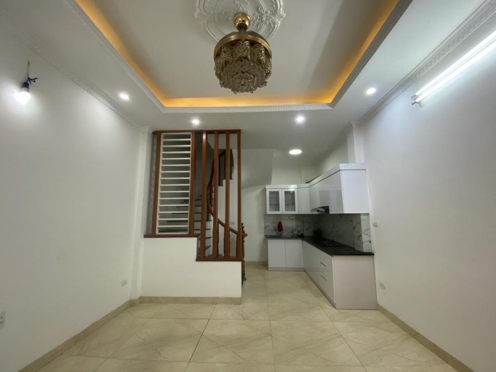Bán nhà phố Ba Đình - 6 tầng, vị trí trung tâm, giá 7.5 tỷ