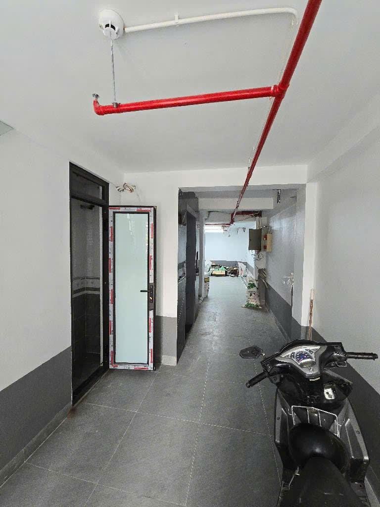 Chính Chủ - Mini CC 7 Tầng, PCCC, Thang Máy - 10 Phòng - Kinh Doanh Sẵn