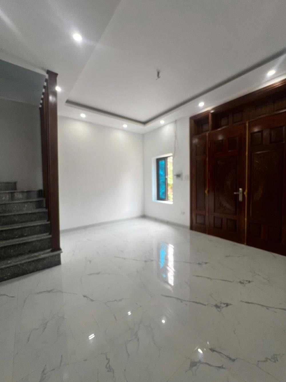 Bán nhà góc 5 tầng, ô tô đỗ cửa - An Thắng, Hà Đông - Giá 3.99 tỷ