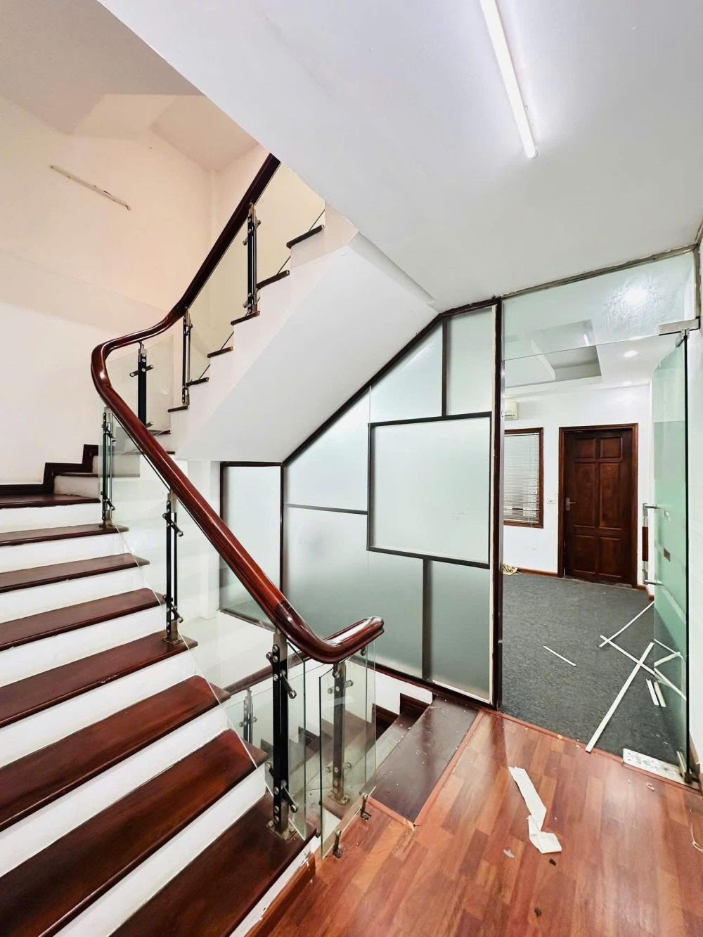 Bán nhà Văn Quán 70m2, 4 Tầng, Kinh Doanh, Giá 17.2 Tỷ