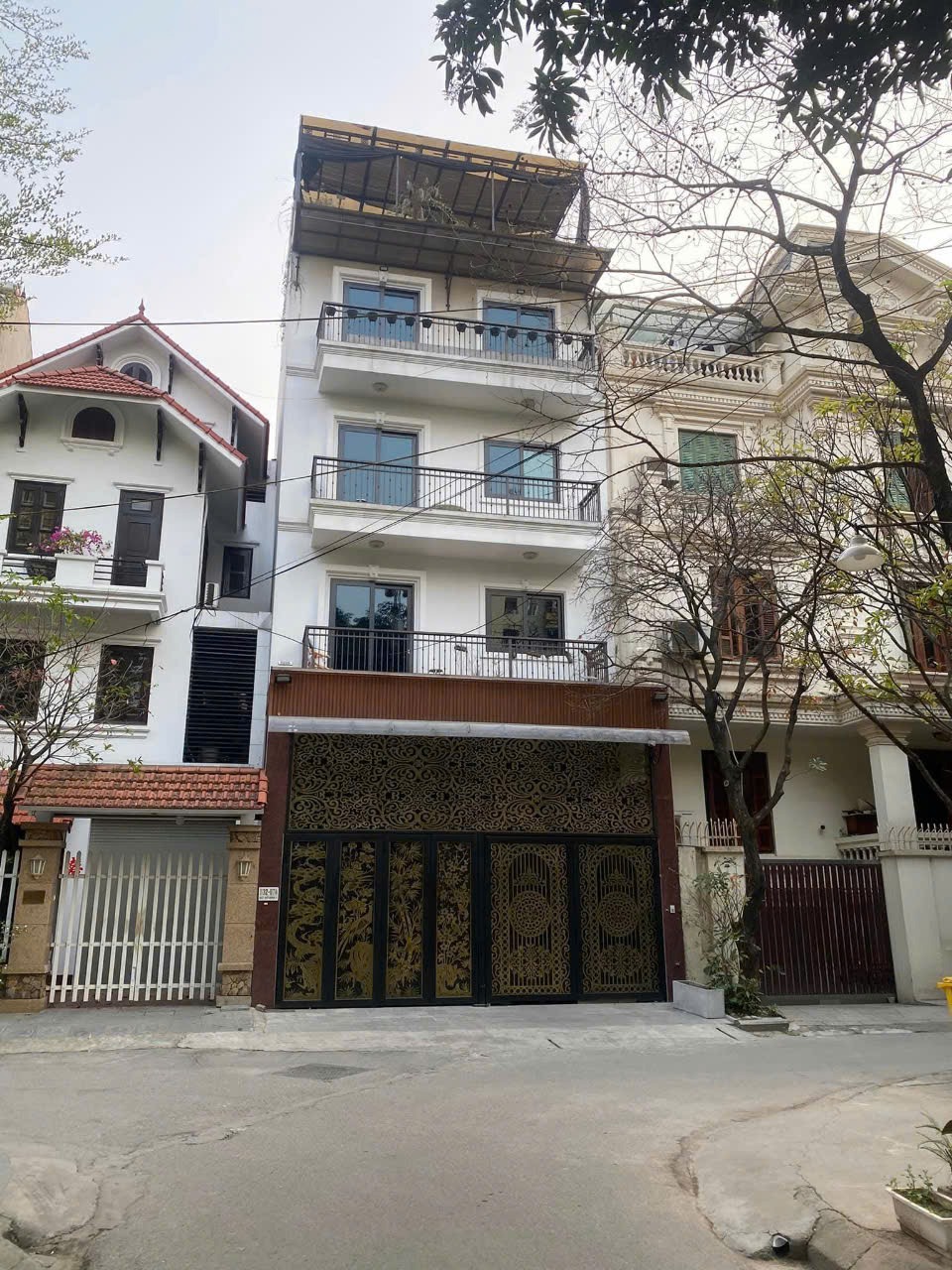 Bán nhà mặt ngõ VIP Láng Hạ - 125m2, MT 8m, Kinh Doanh - 59 tỷ