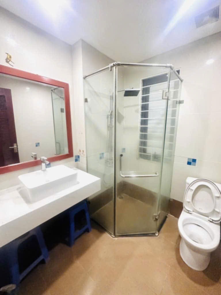 Bán nhà Nguyễn Văn Cừ 35m2, 5 tầng, mặt tiền 5m, giá 6.5 tỷ