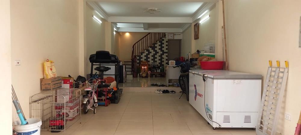 Bán Nhà Trạm Trôi 4 Tầng, 43m2, Kinh Doanh - Vị Trí Đắc Địa, Ô Tô Đỗ Cửa
