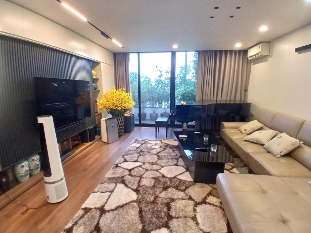 Nhà Mặt Phố Long Biên - 100m2 - Kinh Doanh - 18 Tỷ
