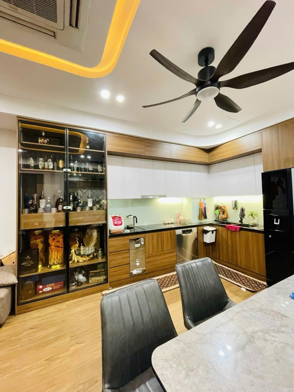 Bán nhà Hồ Tùng Mậu - 89m2 x 6 tầng - Full Nội Thất - Giá 22.7 tỷ