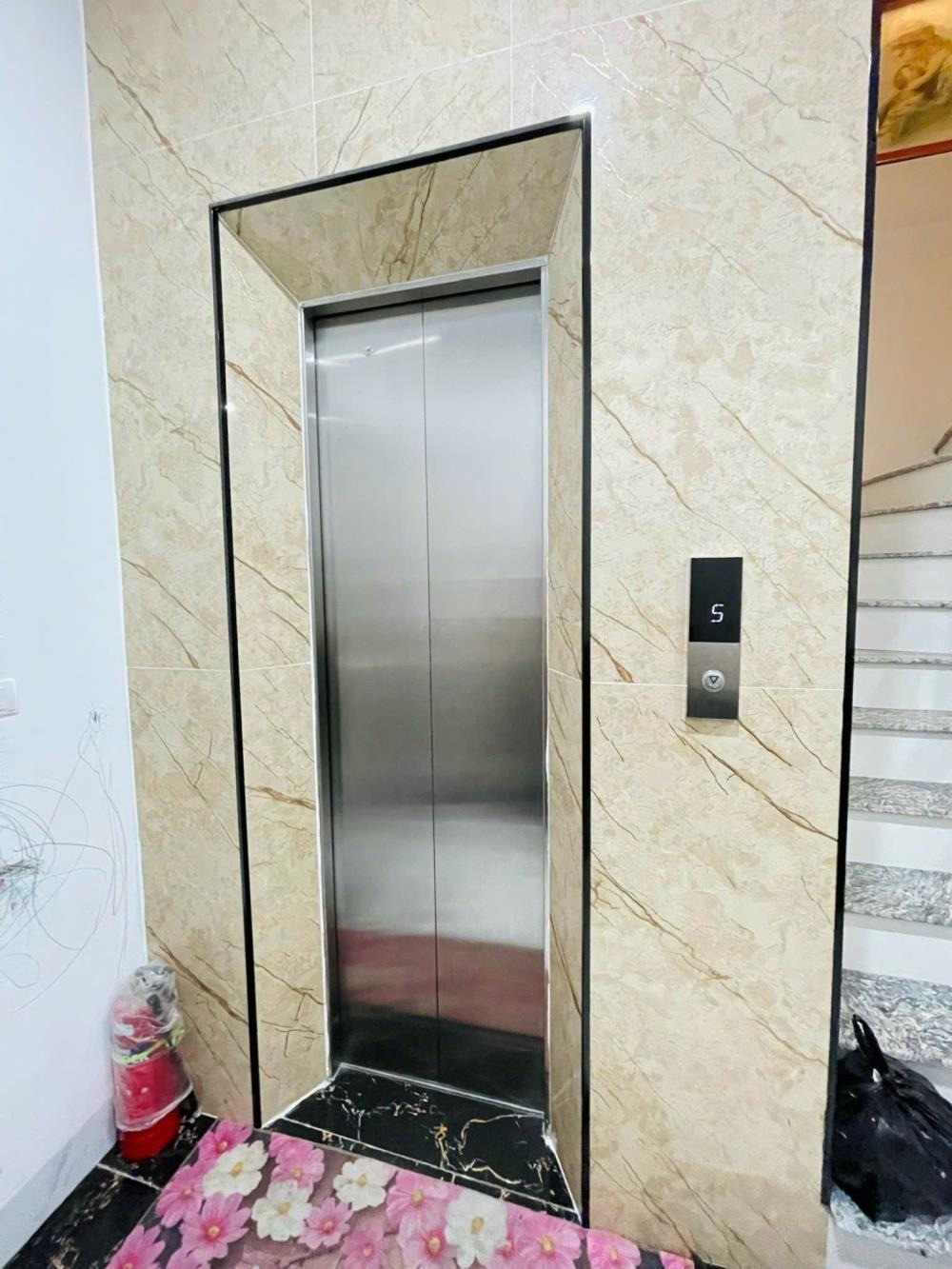 Bán nhà Hồ Tùng Mậu - 89m2 x 6 tầng - Full Nội Thất - Giá 22.7 tỷ