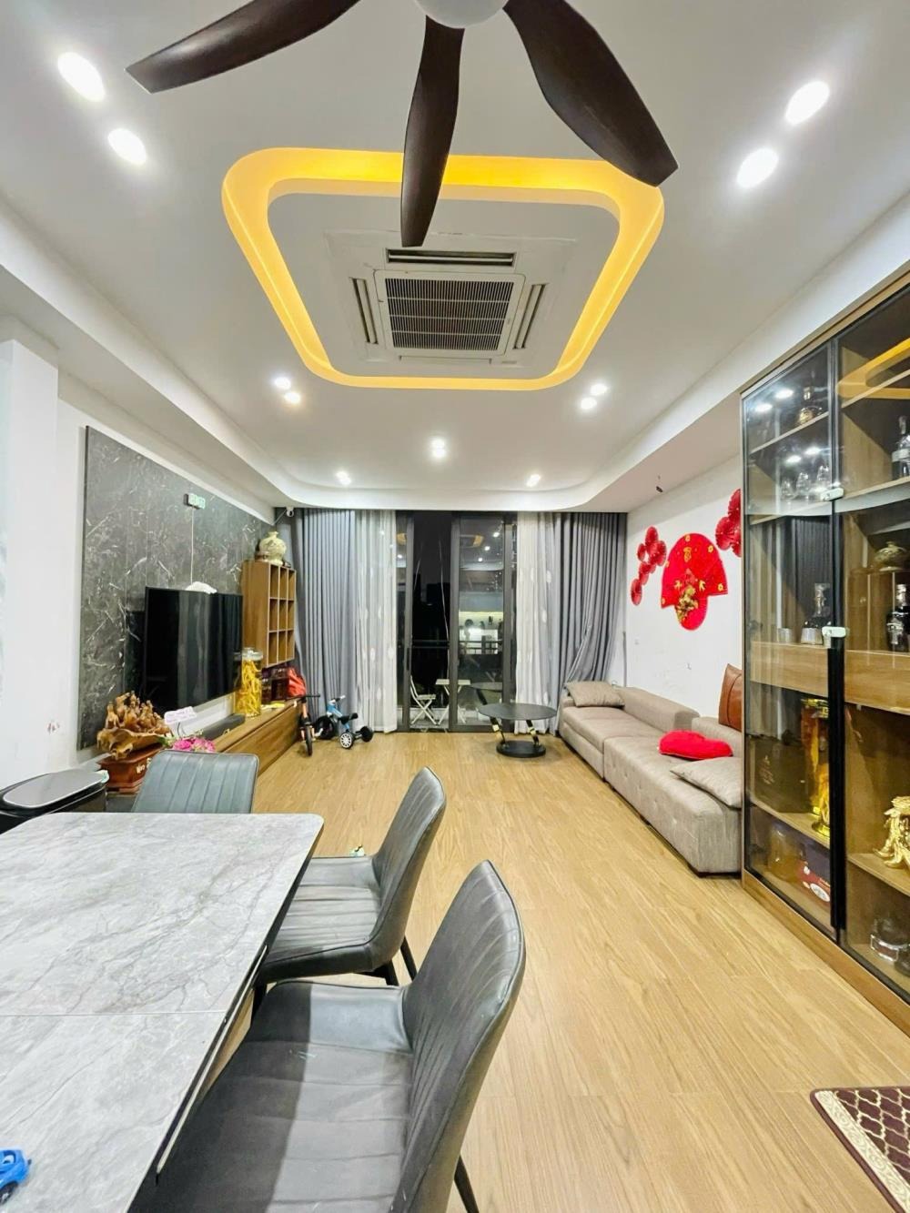 Bán nhà Hồ Tùng Mậu - 89m2 x 6 tầng - Full Nội Thất - Giá 22.7 tỷ