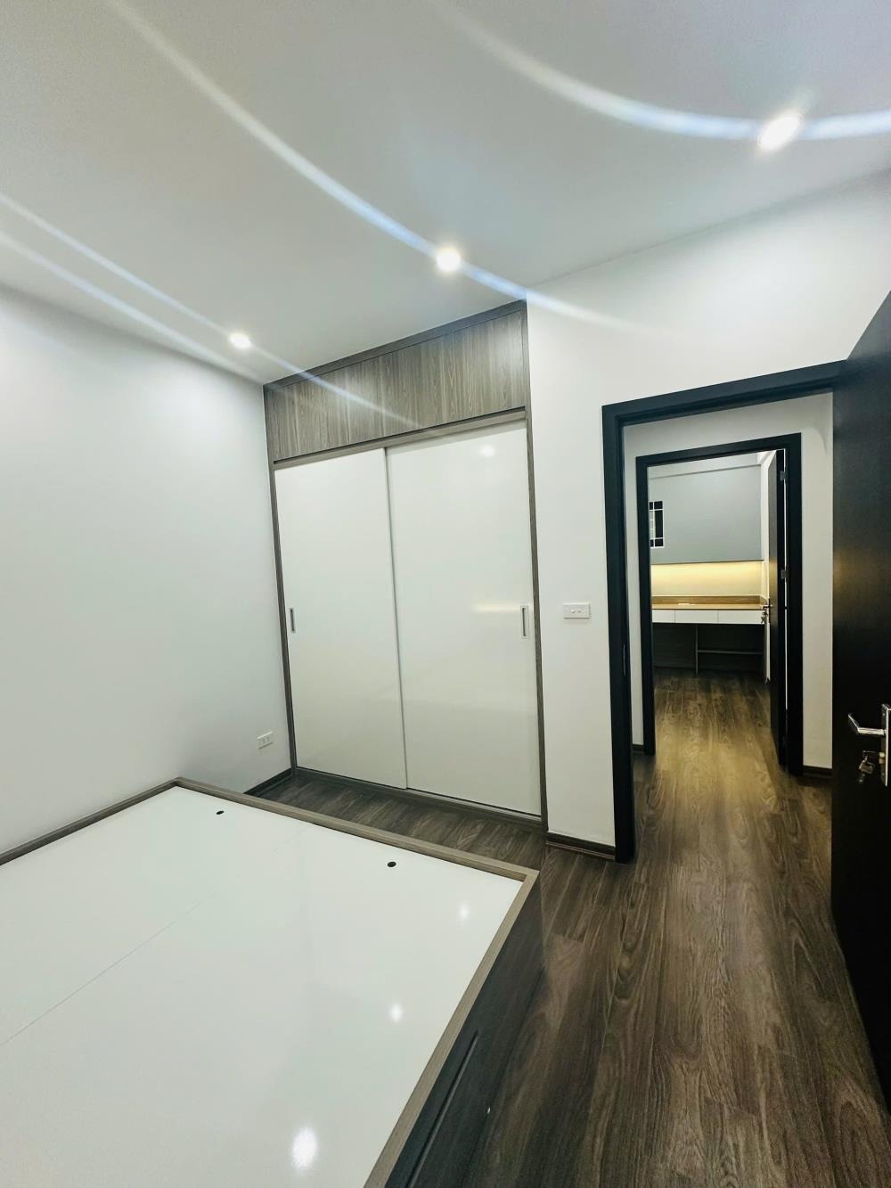 Cần Bán Gấp Căn Hộ 2PN, 2WC Tòa CT4B - X2 Linh Đàm, Giá Tốt