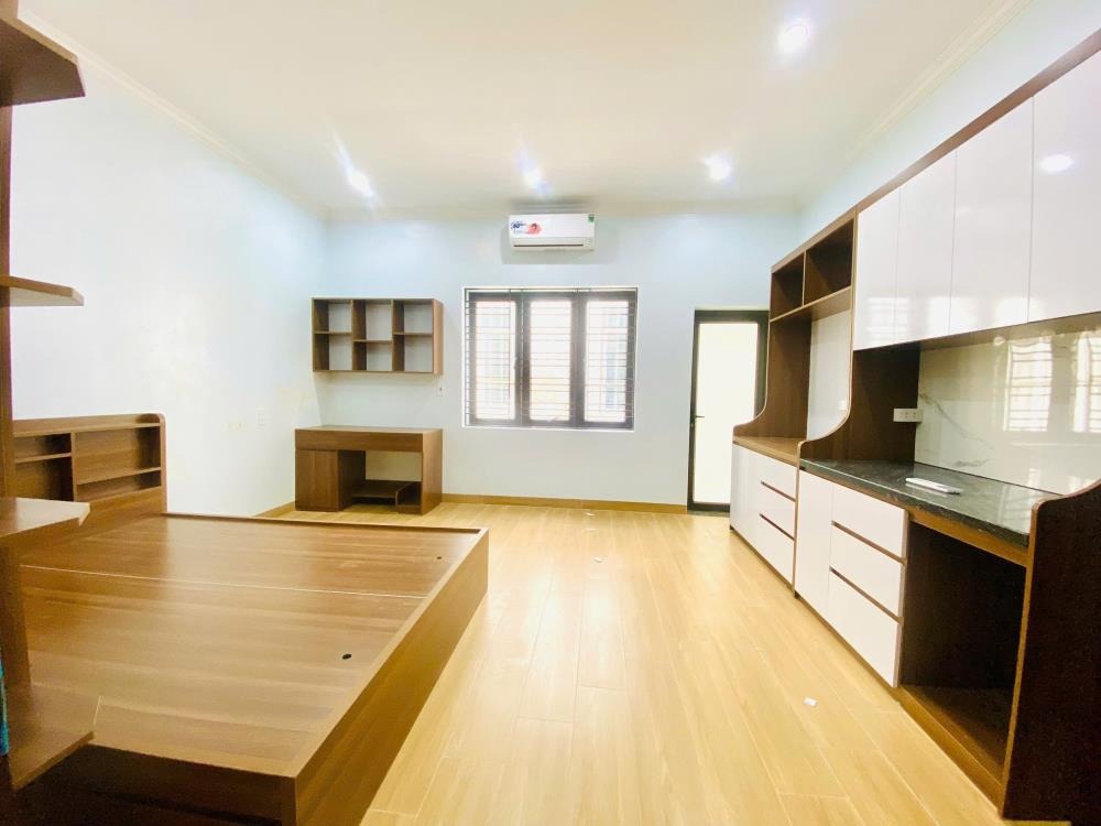 Bán nhà phố Minh Khai, Hai Bà Trưng: 52m², 6 Tầng, MT 6.8m - 17 tỷ