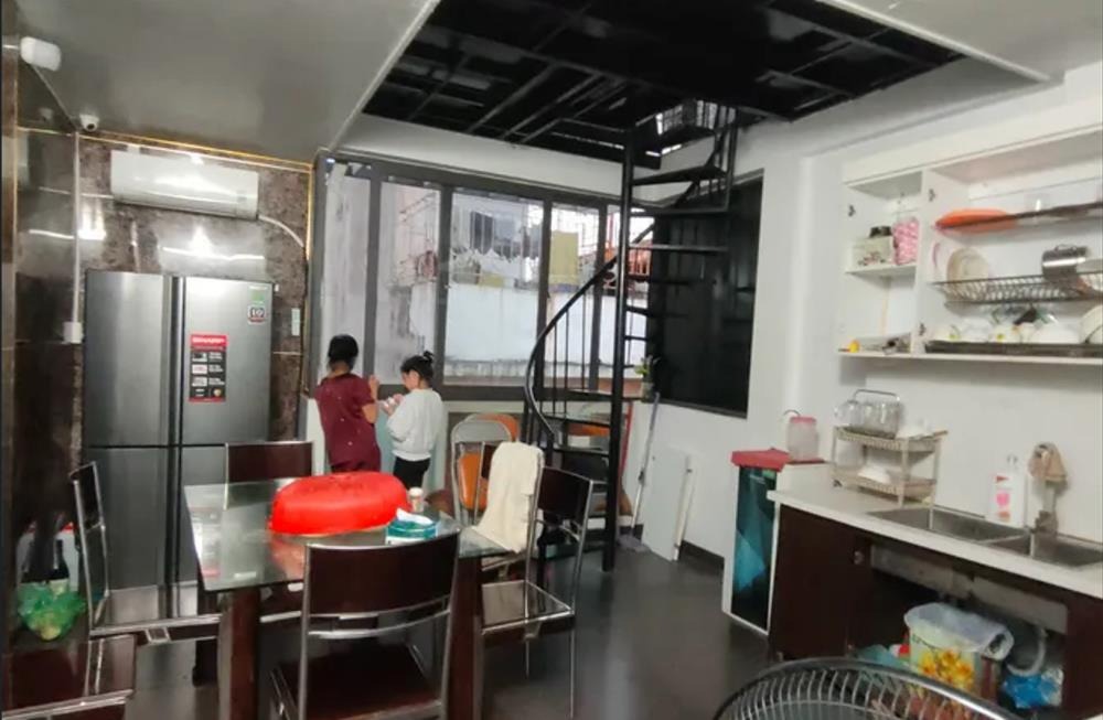 Bán nhà phố Nguyễn Chí Thanh, Đống Đa - 40m2, 6 tầng, Mặt tiền 4.1m - 17.6 tỷ