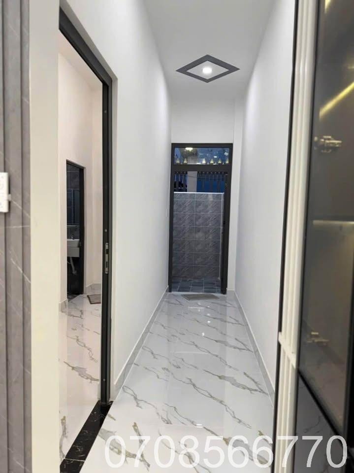 Nhà Đẹp Giá Tốt: 5x21m, 1 Trệt 1 Lầu, Sổ Hồng Riêng, Bình Chánh
