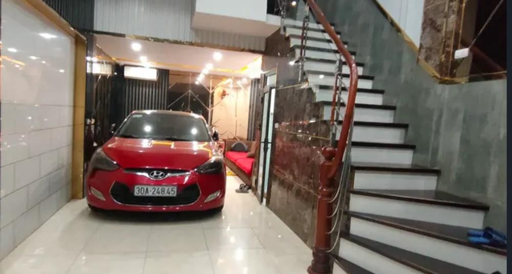 Bán nhà phố Nguyễn Chí Thanh, Đống Đa - 40m2, 6 tầng, Mặt tiền 4.1m - 17.6 tỷ