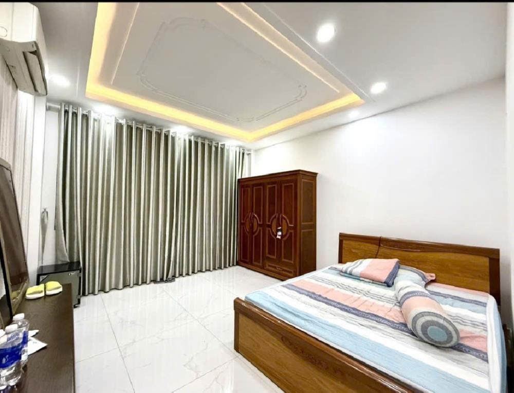 Chủ bán nhanh, giảm sâu: Nhà phố 5 tỷ999, 5 tầng, đường 10m, Q12