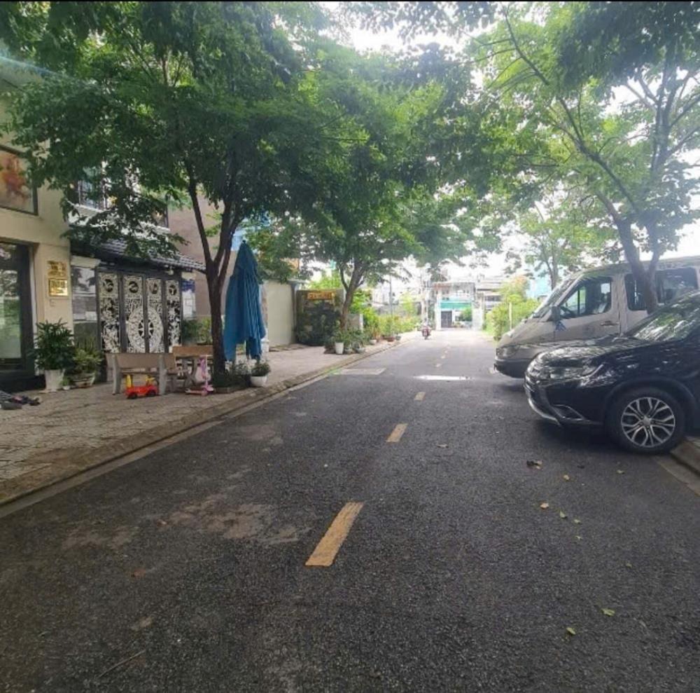 Chủ bán nhanh, giảm sâu: Nhà phố 5 tỷ999, 5 tầng, đường 10m, Q12