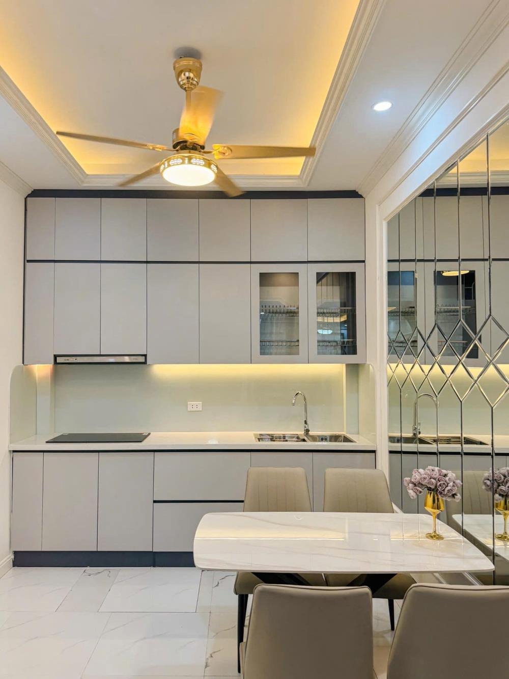 Mỹ Đình: Bán nhà 4 Tầng, 36m², Mặt Tiền Rộng - Giá 8.15 tỷ