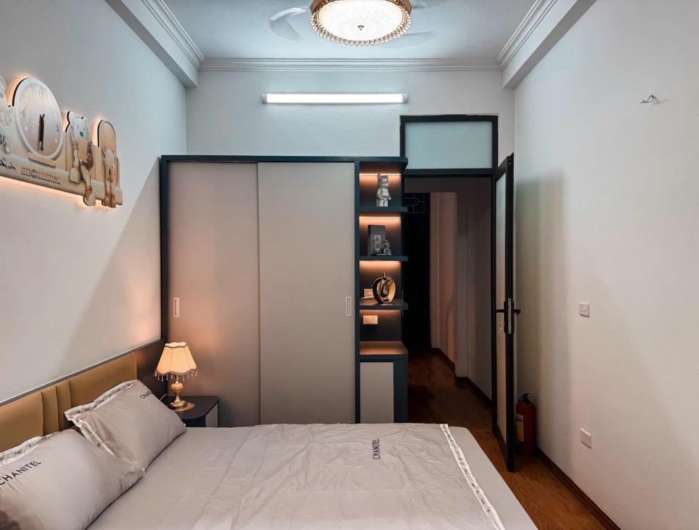Mỹ Đình: Bán nhà 4 Tầng, 36m², Mặt Tiền Rộng - Giá 8.15 tỷ