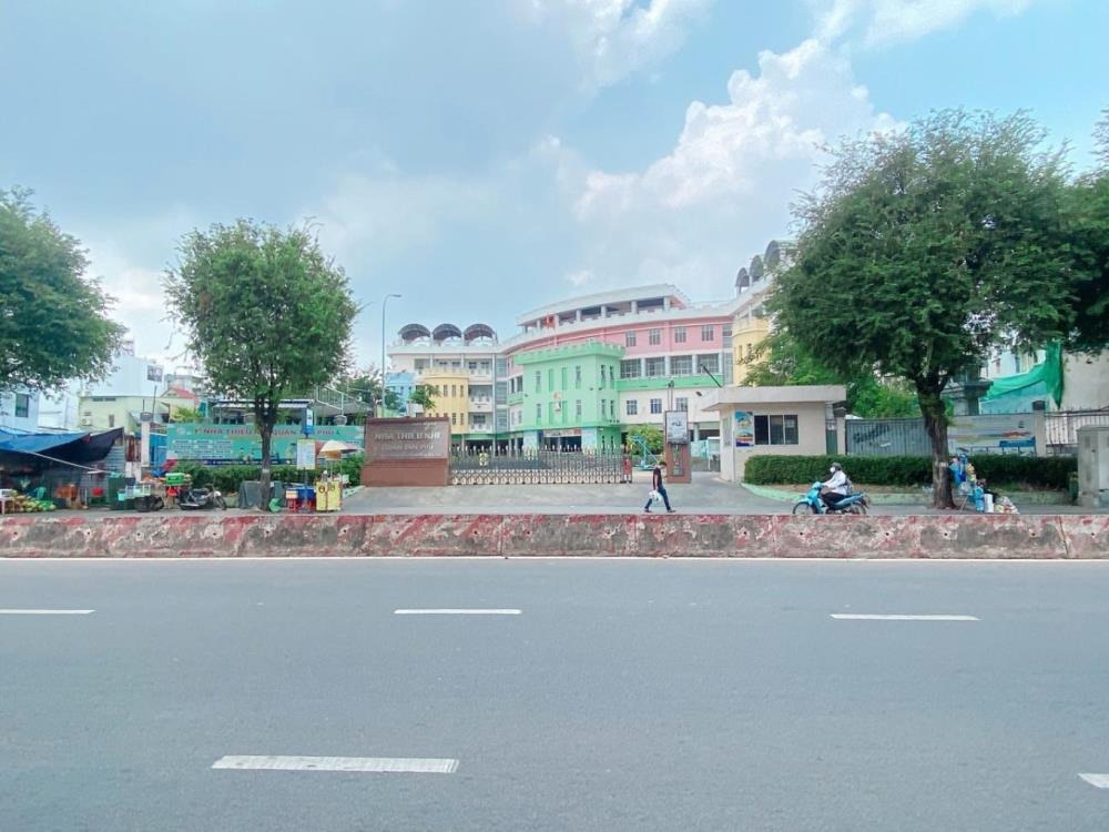 Bán Nhà Mặt Tiền Lê Trọng Tấn, Tân Phú - 2 Tầng, 72m2, Kinh Doanh Đỉnh, Giá 15.5 Tỷ