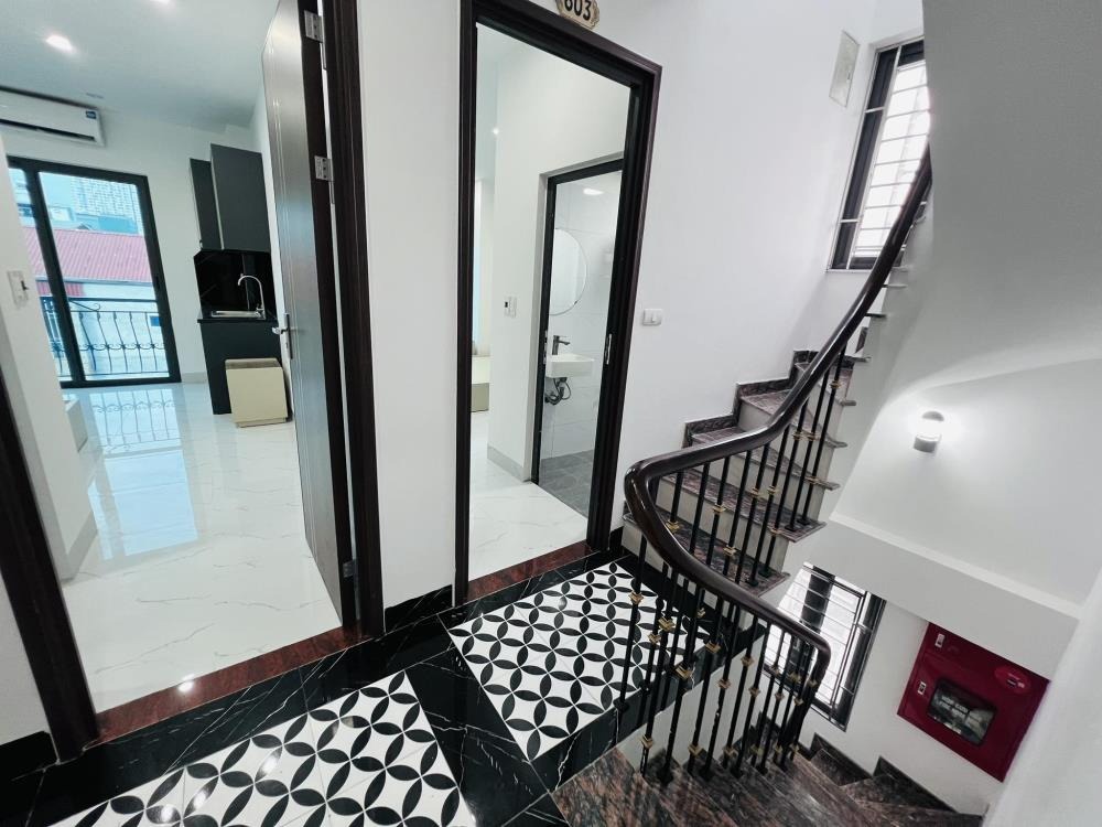 Toà nhà văn phòng hiện đại - Vị trí đắc địa Mễ Trì - Cho thuê/Bán - 100tr/tháng/1.2 tỷ