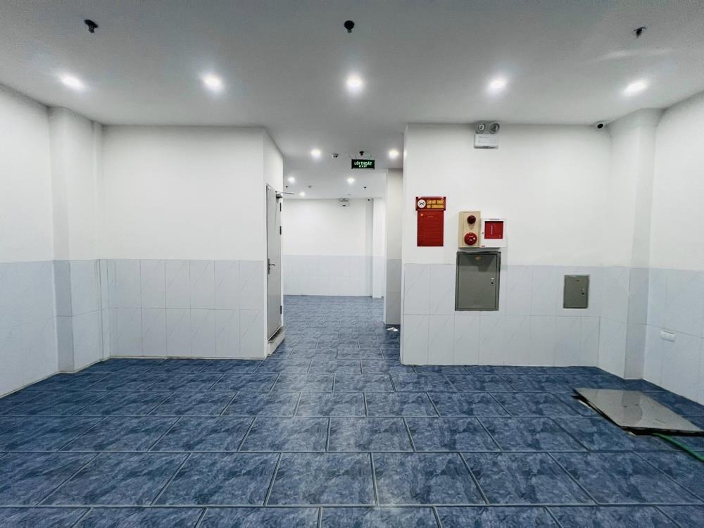Toà nhà văn phòng hiện đại - Vị trí đắc địa Mễ Trì - Cho thuê/Bán - 100tr/tháng/1.2 tỷ
