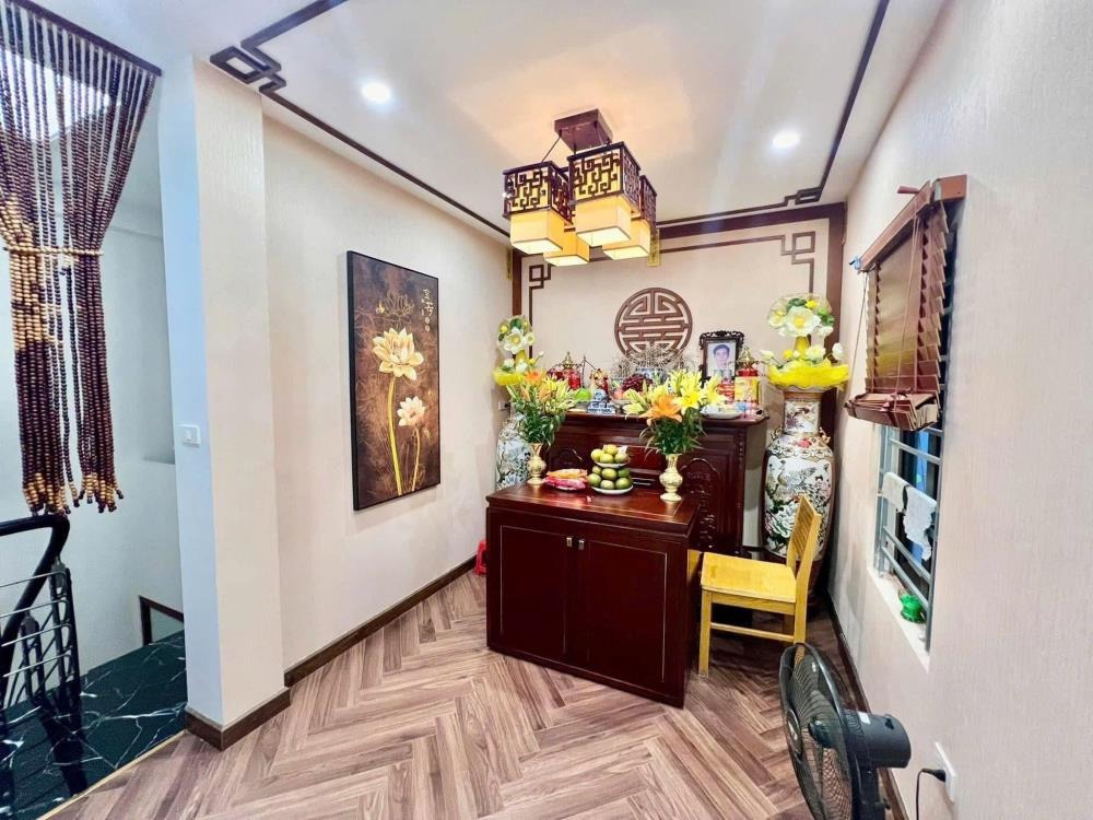 Bán Nhà Bạch Mai 31m2 6 Tầng - Ô Tô Đỗ Cổng - Nội Thất Luxury - Giá 8.7 Tỷ