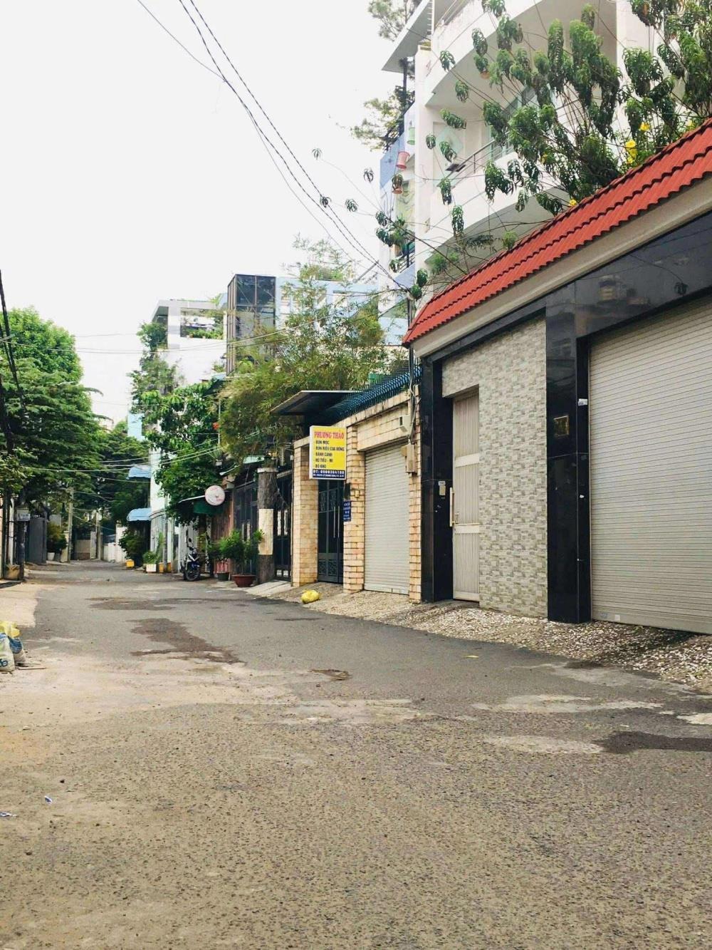 Nhà Lê Quang Định 4 Tầng, 135m2 Nở Hậu, 7 PN Cho Thuê - Giá 19.9 Tỷ