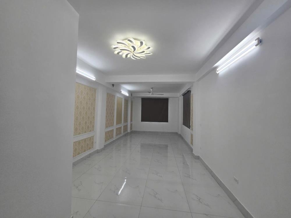 Chỉ 11.5 Tỷ Sở Hữu Ngay Biệt Thự 6 Tầng, Thang Máy, Nguyễn Khang, Cầu Giấy
