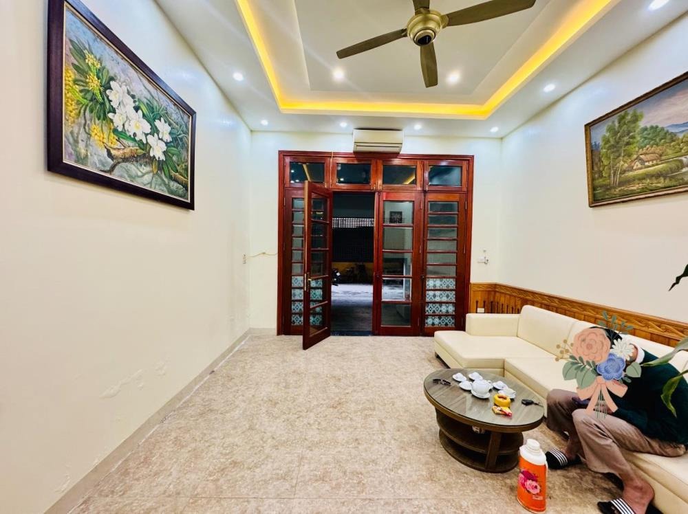 Bán nhà 4 tầng, Quang Trung, Hà Đông - 8.6 tỷ - Kinh doanh đỉnh cao