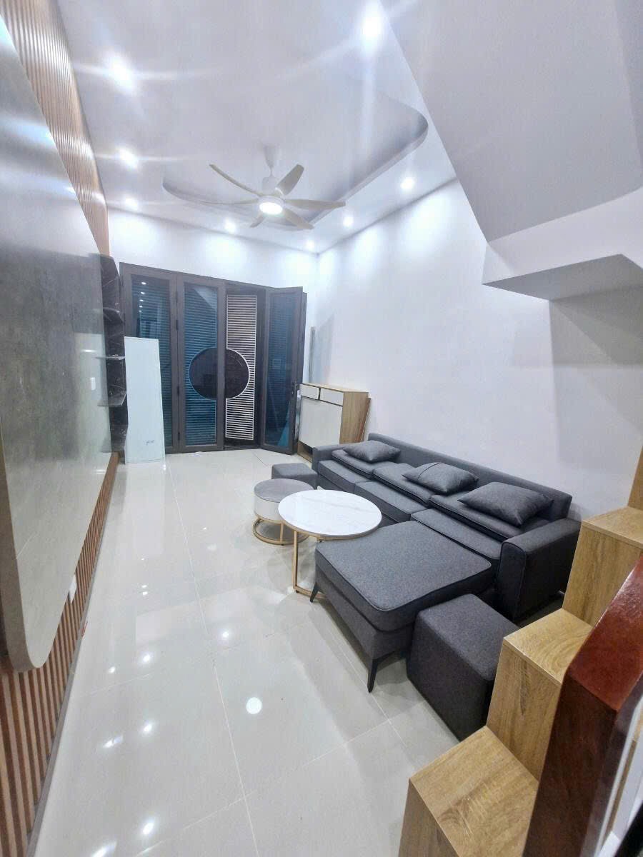 Bán nhà Ba Đình 37m2, Mặt tiền 3.5m, Giá Tốt - Nhà Ra Phố