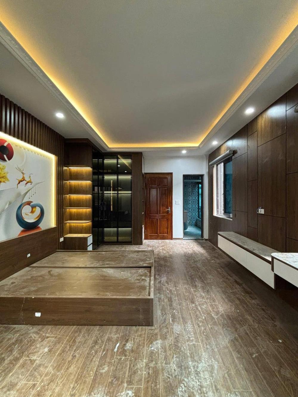 🏠 Cầu Giấy - 70m² - Mặt tiền 4.5m - Ngõ Thông Xe Ô Tô - Giá 15.3 tỷ