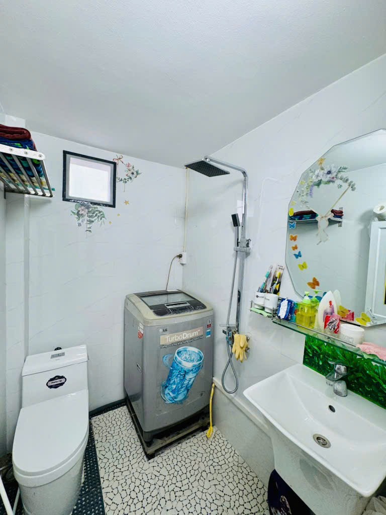 Bán nhà Giang Cao, Bát Tràng - 35m2, 3 Tầng, Ô Tô Đỗ Cửa - Giá Tốt