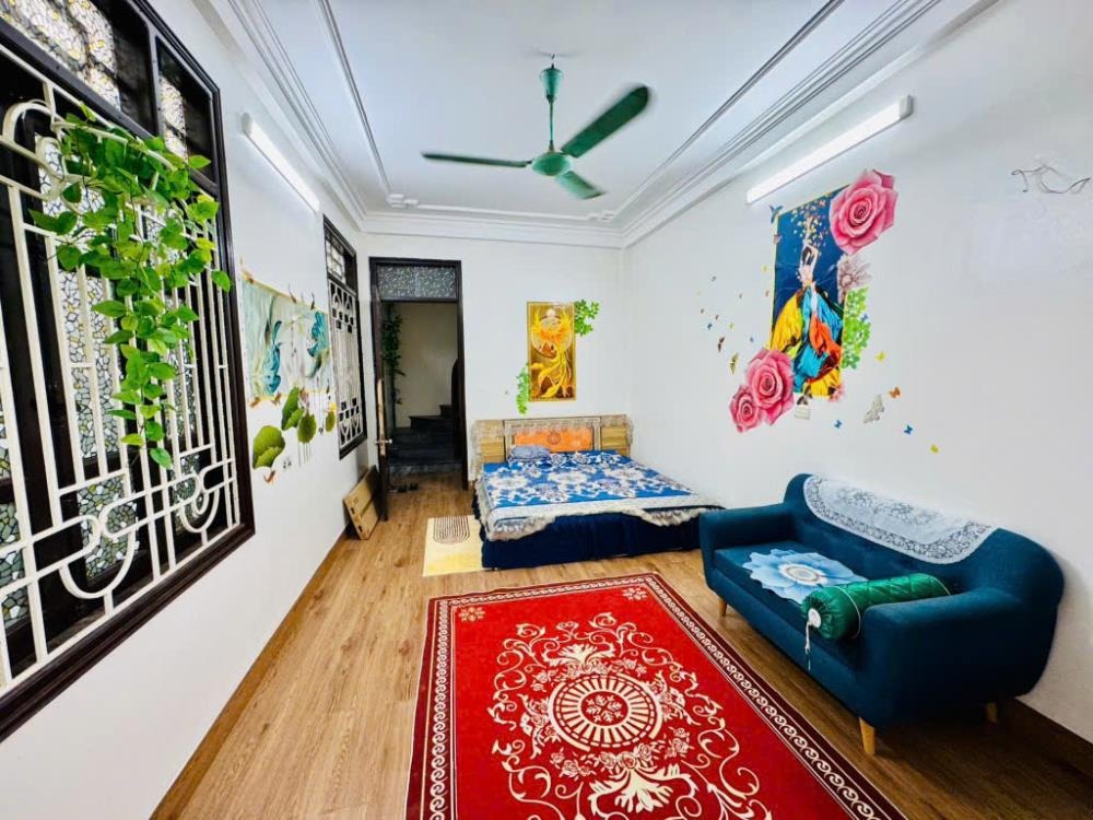 Bán nhà Giang Cao, Bát Tràng - 35m2, 3 Tầng, Ô Tô Đỗ Cửa - Giá Tốt