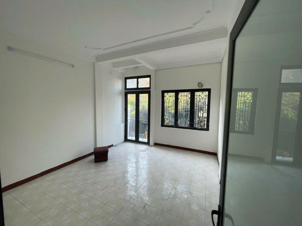 Cho Thuê Nhà 6 Tầng Mặt Phố Thụy Khuê, Tây Hồ - Giá 25tr/tháng