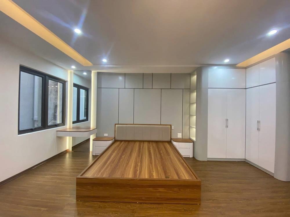 Bán nhà mới Quận Hai Bà Trưng: 42m2, 5 tầng, Mặt tiền 3.6m - Giá 9.4 tỷ
