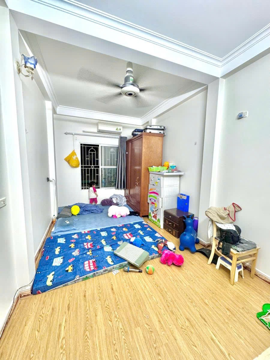 Nhà Đẹp Giá Tốt Tại Ngõ Trại Cá, Hai Bà Trưng - 34m2x3T, Giá 6.8 Tỷ