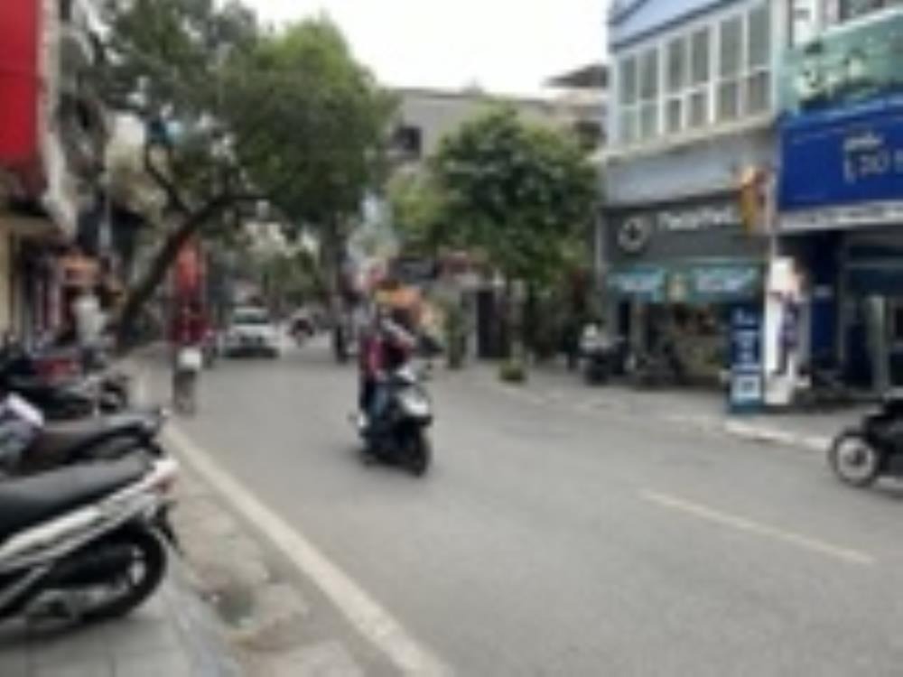 ⭐️ Bán Gấp Nhà Mặt Phố Trương Định 250m2 - Giá 42.5 Tỉ - Thương Lượng