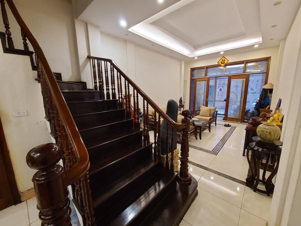 Bán Nhà Phân Lô Liền Kề Nguyễn Tuân, Thanh Xuân: 55m2, 5 Tầng, Giá 18 Tỷ